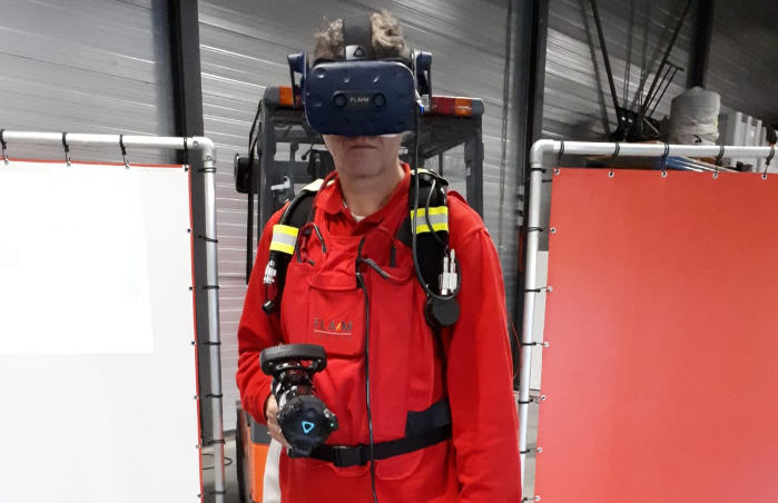VR